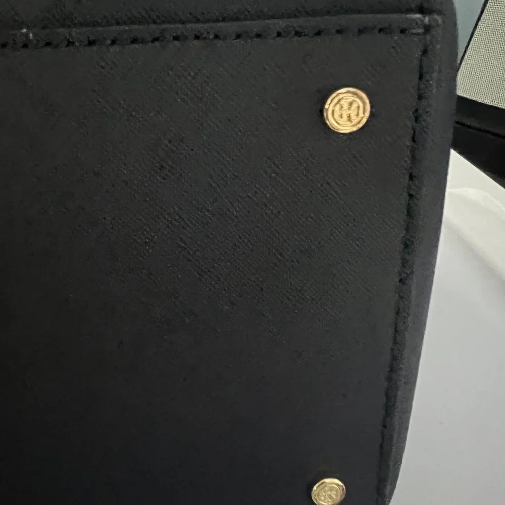 Tory Burch Emerson Tote - Navy Blue w/ Gold Hardware - Picture 6 of 7